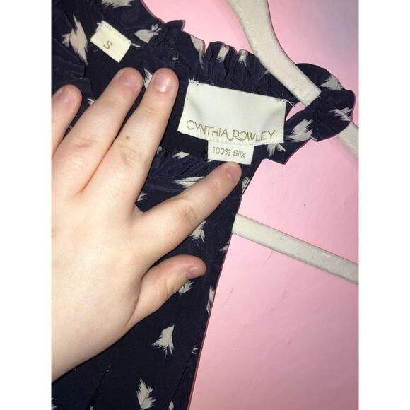 Cynthia Rowley 100% Silk tank top blouse size small - Picture 3 of 7